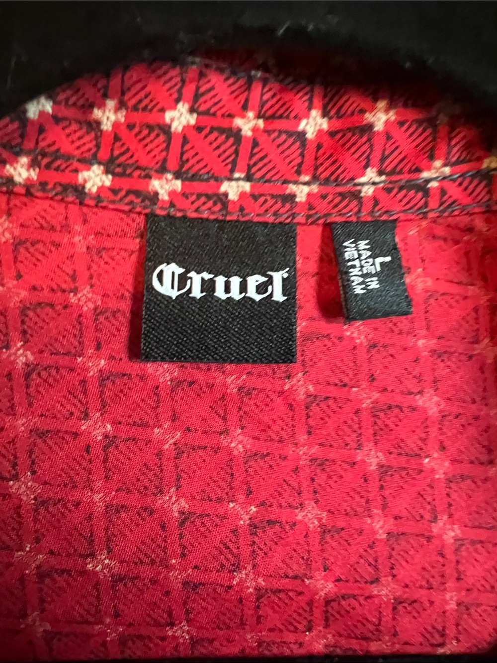 Cruel, Red Geometric Snap-Front Western Shirt size ladies large. - Picture 7 of 7